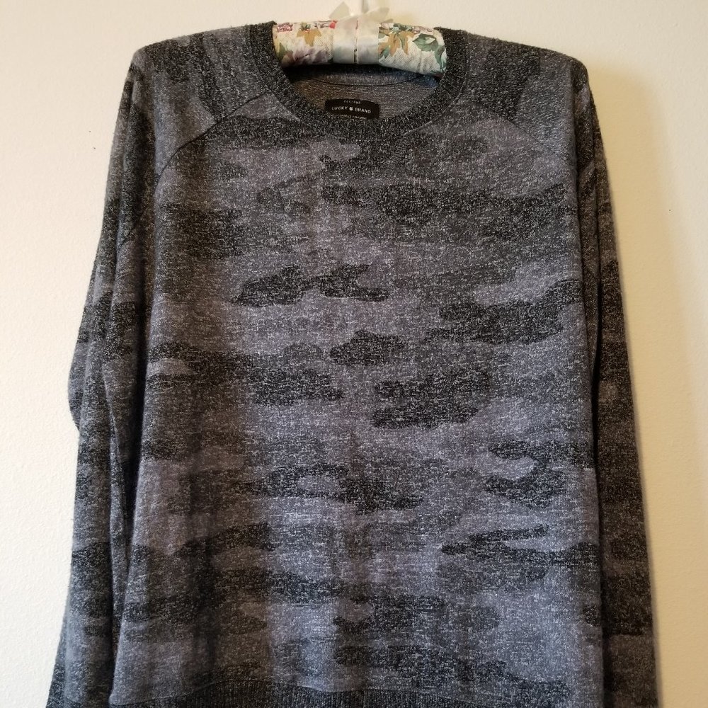 Lightweight sweatshirt